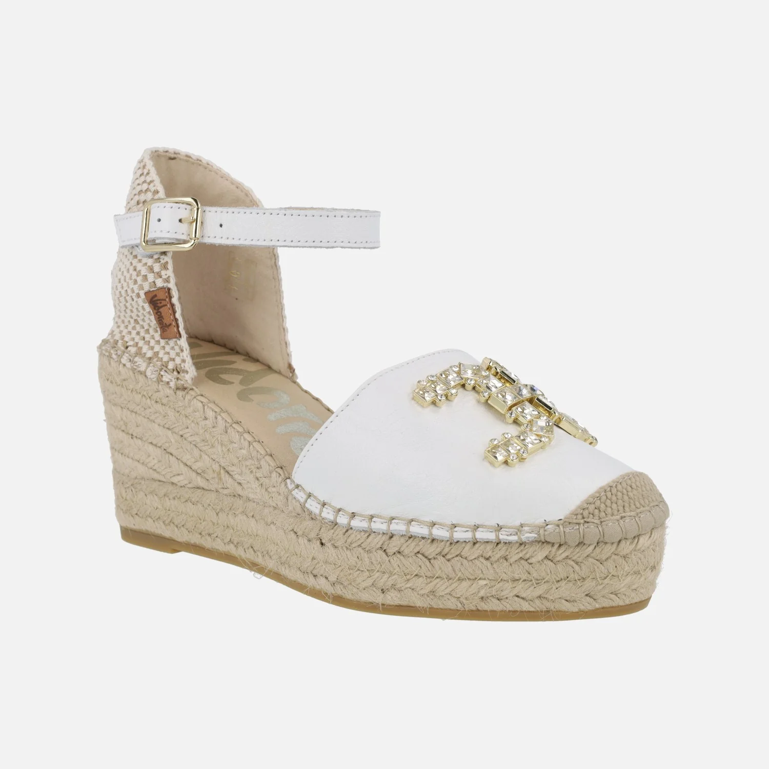 Alpargatas blancas de piel con adorno de pedrería - Image 2