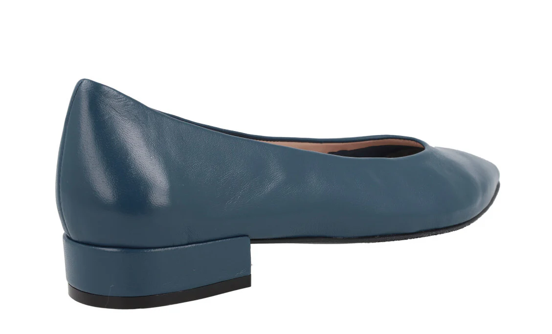 Bailarinas de piel Bluma con tacones forrados de 2 cms - Image 9