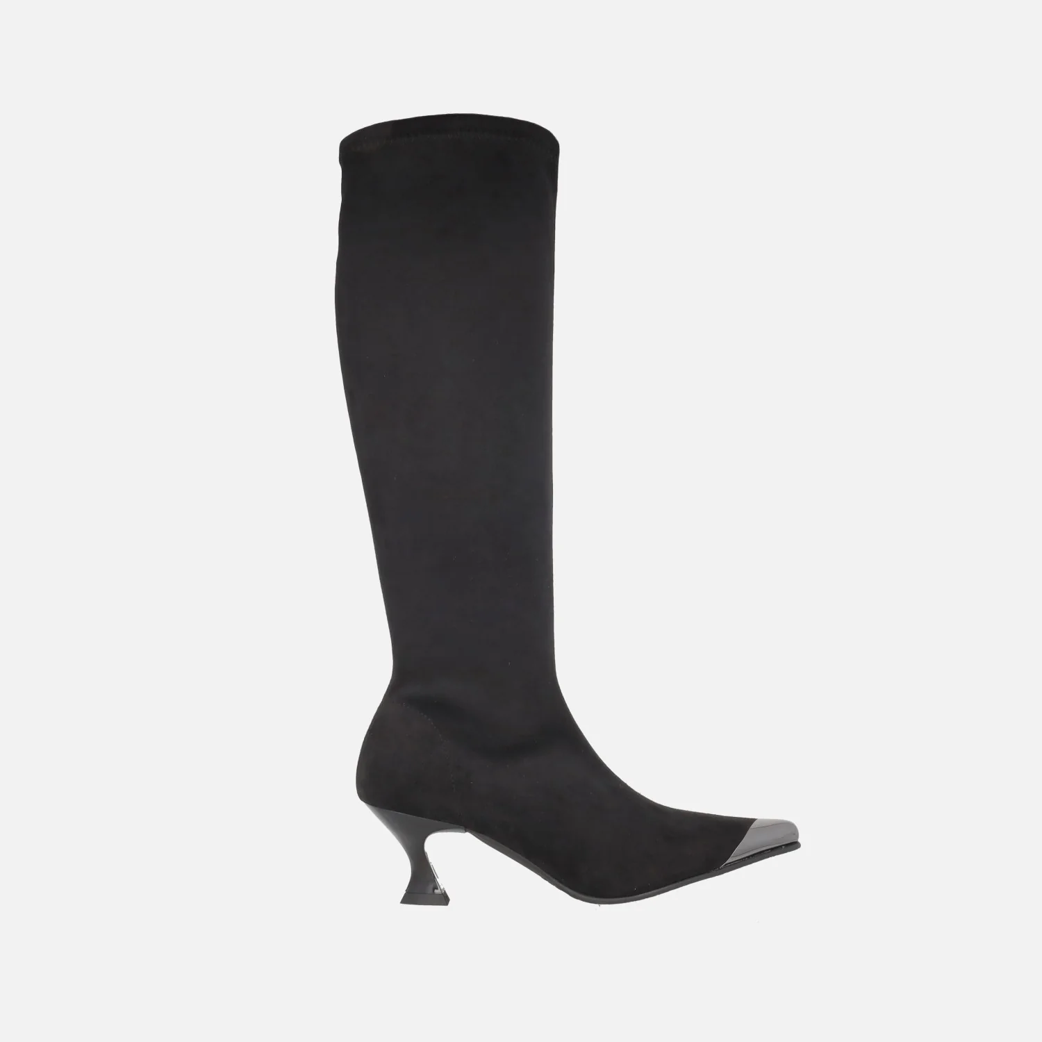 Botas altas de tacón en tejido elástico imitando ante con adorno metálico en la punta