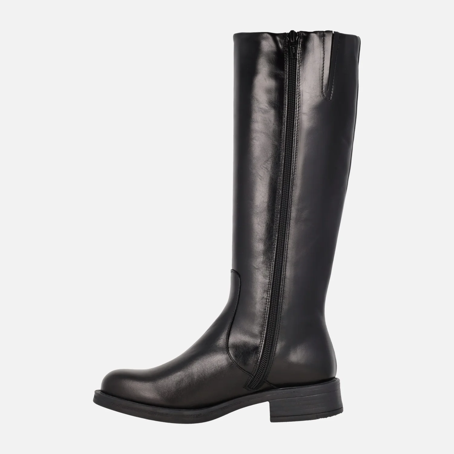 Botas de caña alta en piel negra con tacón bajo - Image 3