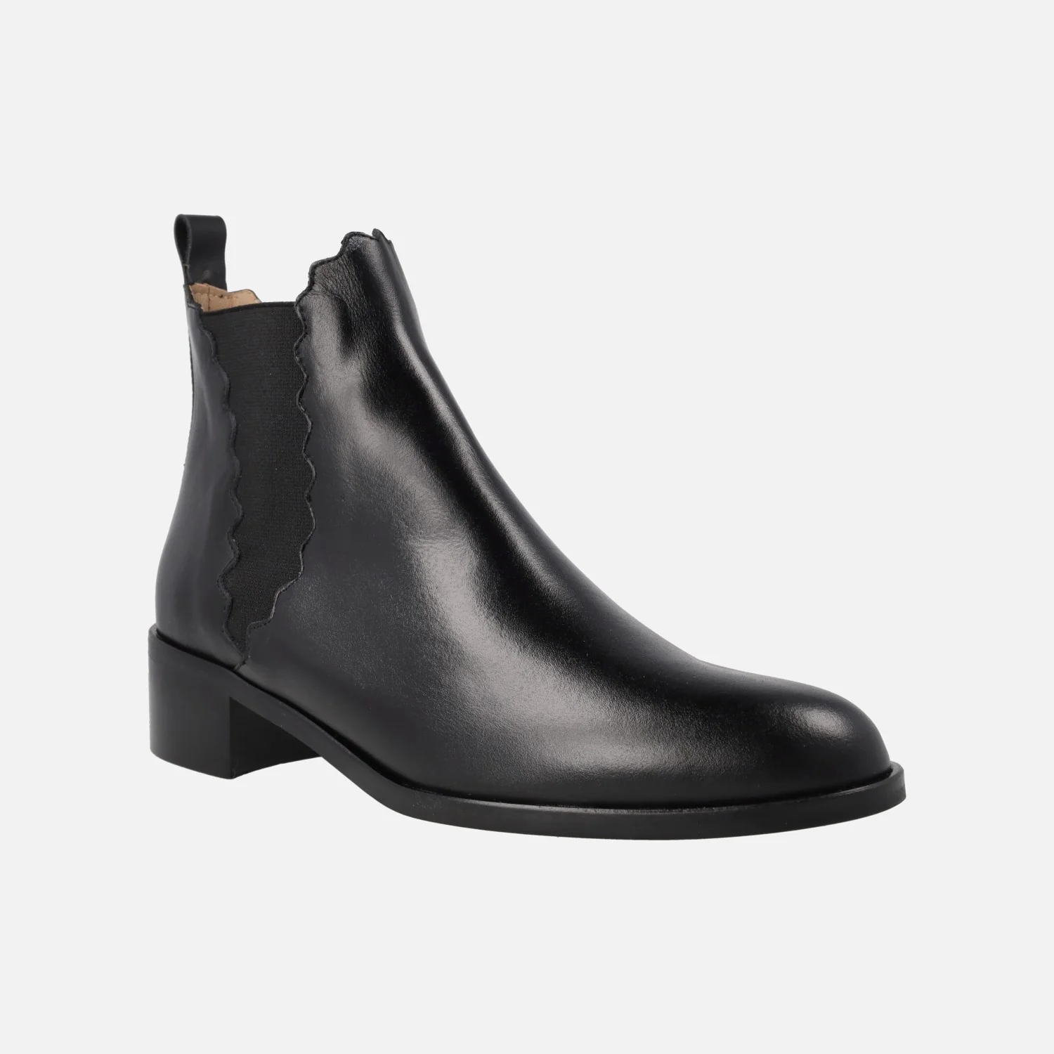 Botines estilo chelsea en piel negra - Image 2