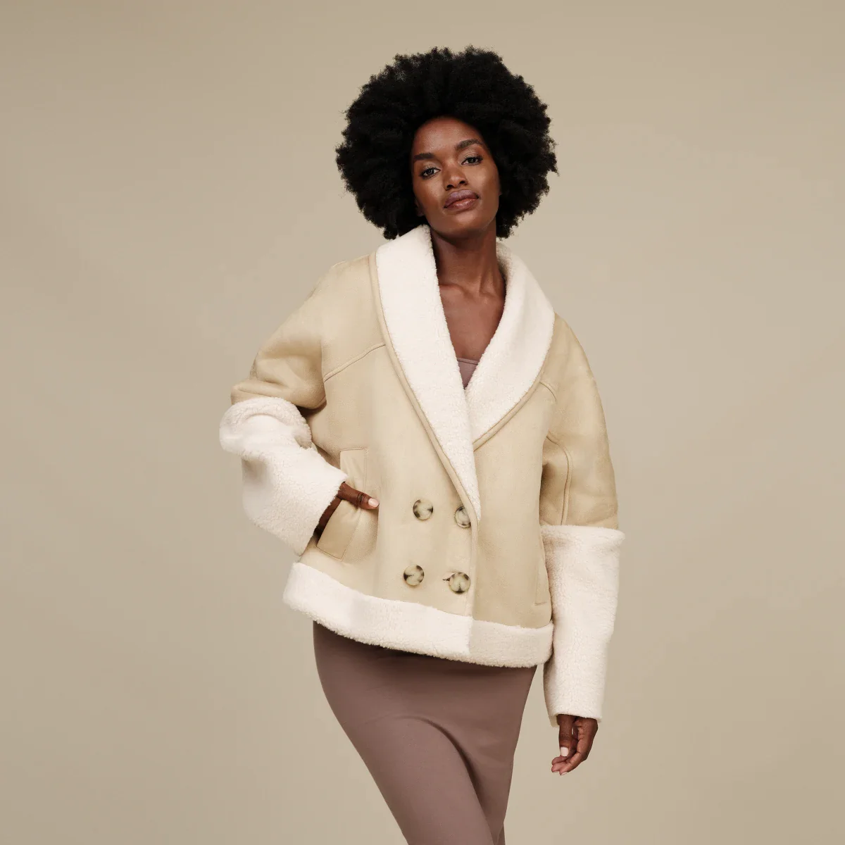 Chaquetas UGG Mindy Luxefluff Jacket - Image 5