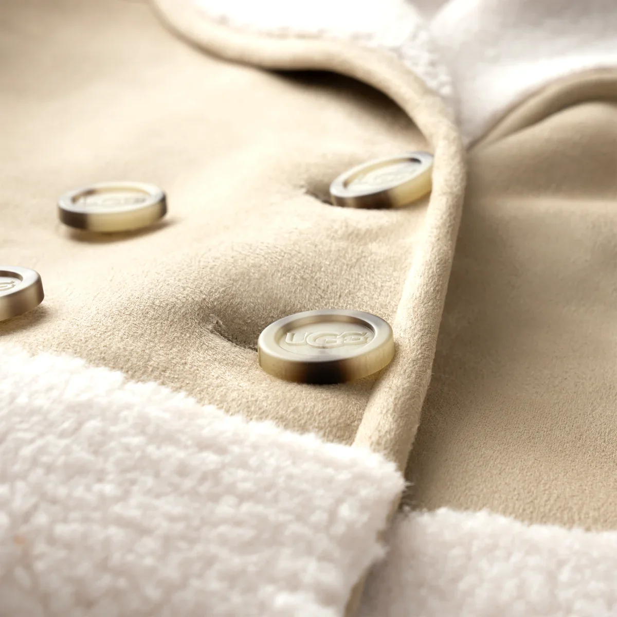 Chaquetas UGG Mindy Luxefluff Jacket - Image 7