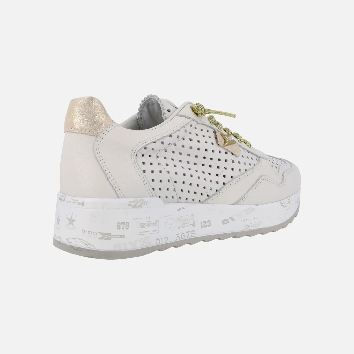Deportivas de piel con detalle de picados y cordones elásticos dorados - Image 4