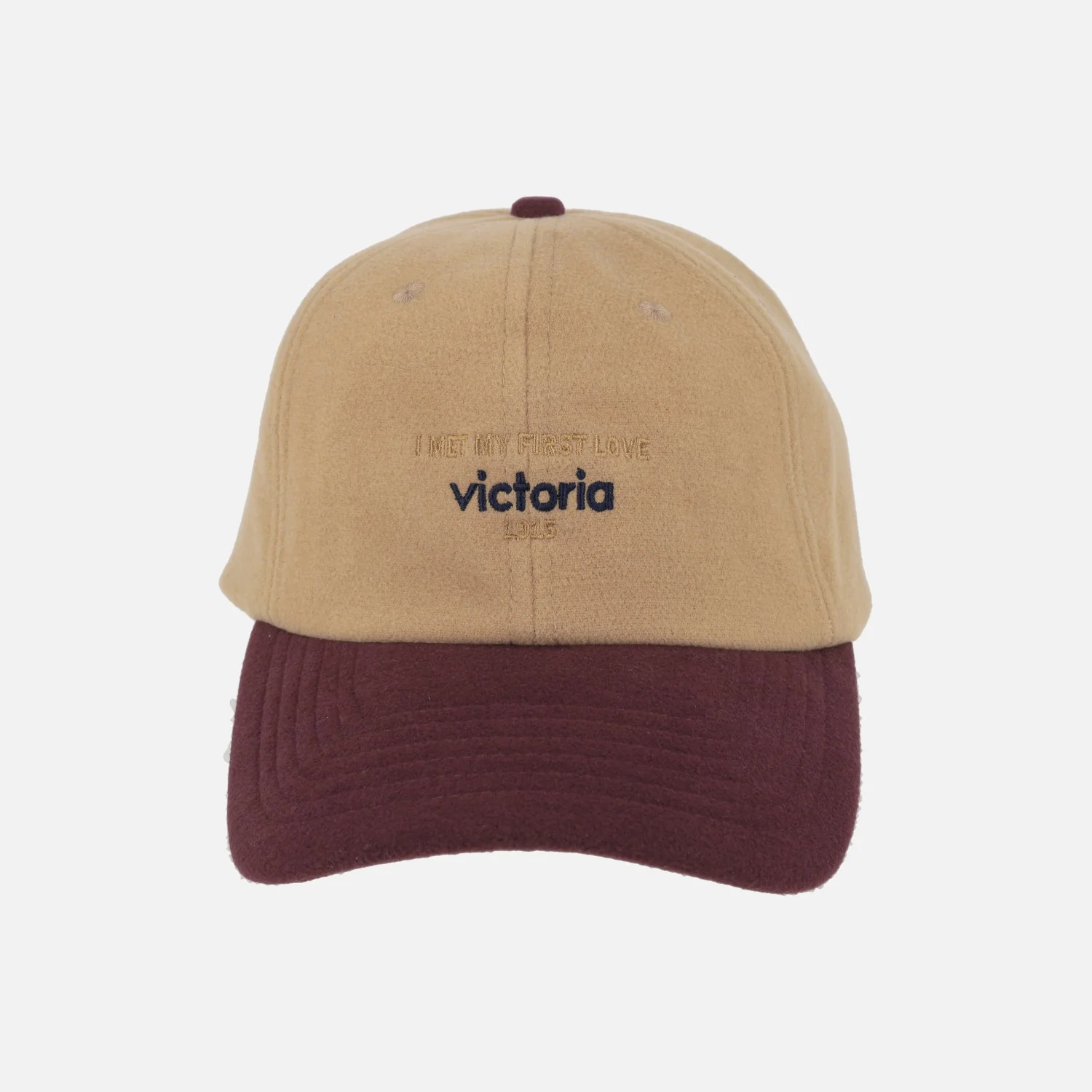 Gorras Paño y logo Victoria