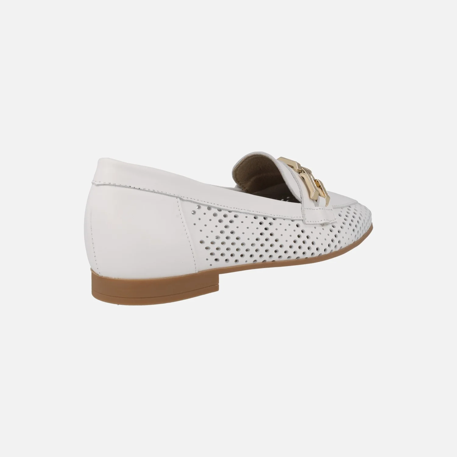 Mocasines blancos de piel troquelados con adorno metálico - Image 4