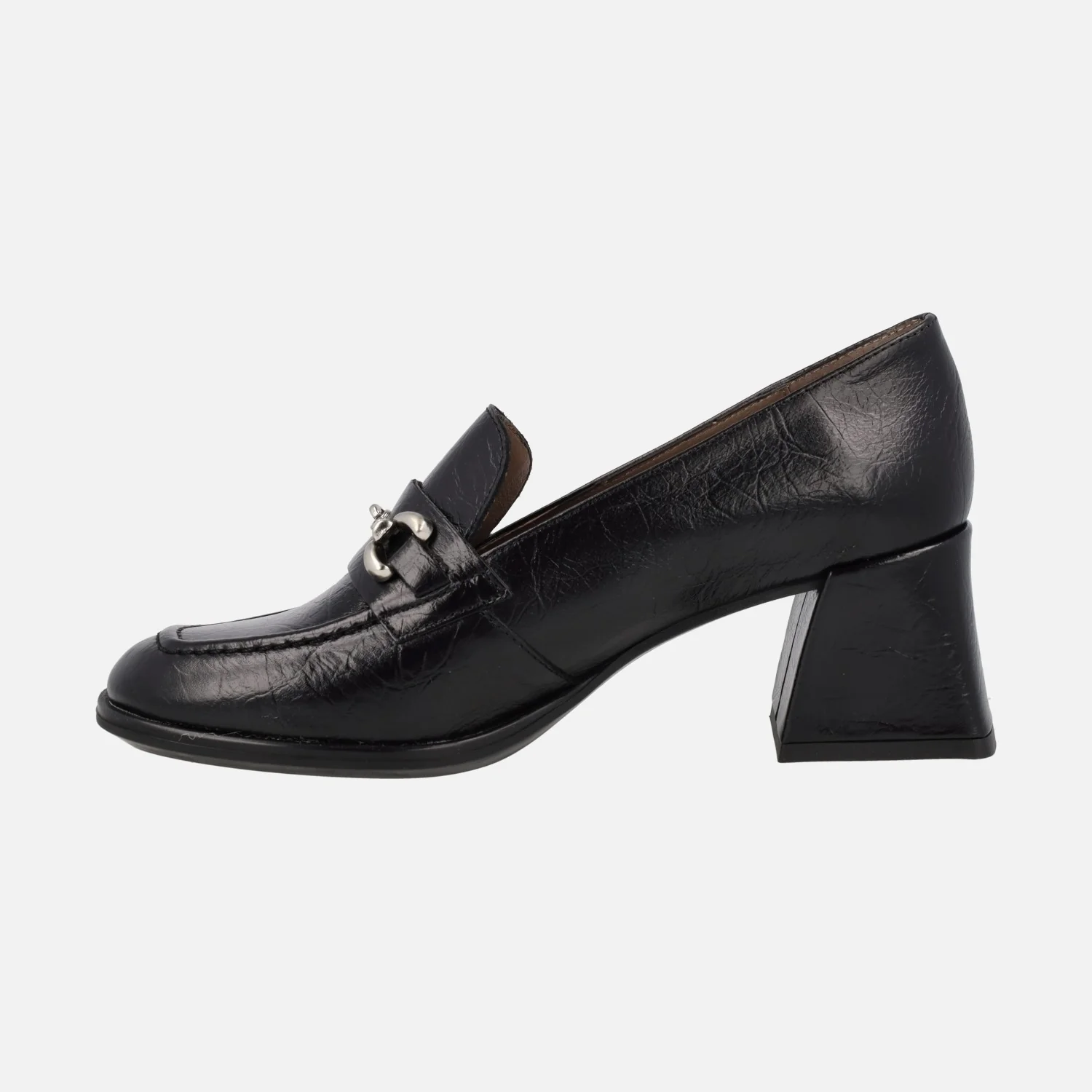 Mocasines Celia en piel negra efecto quebrado - Image 4