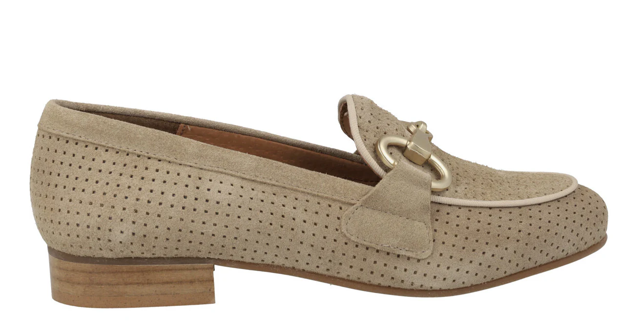 Mocasines con picados y adorno metálico Vileya - Image 12