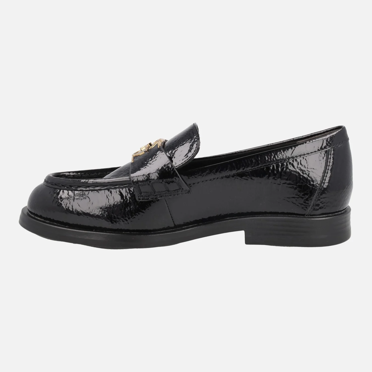 Mocasines de charol negro con adorno dorado - Image 3