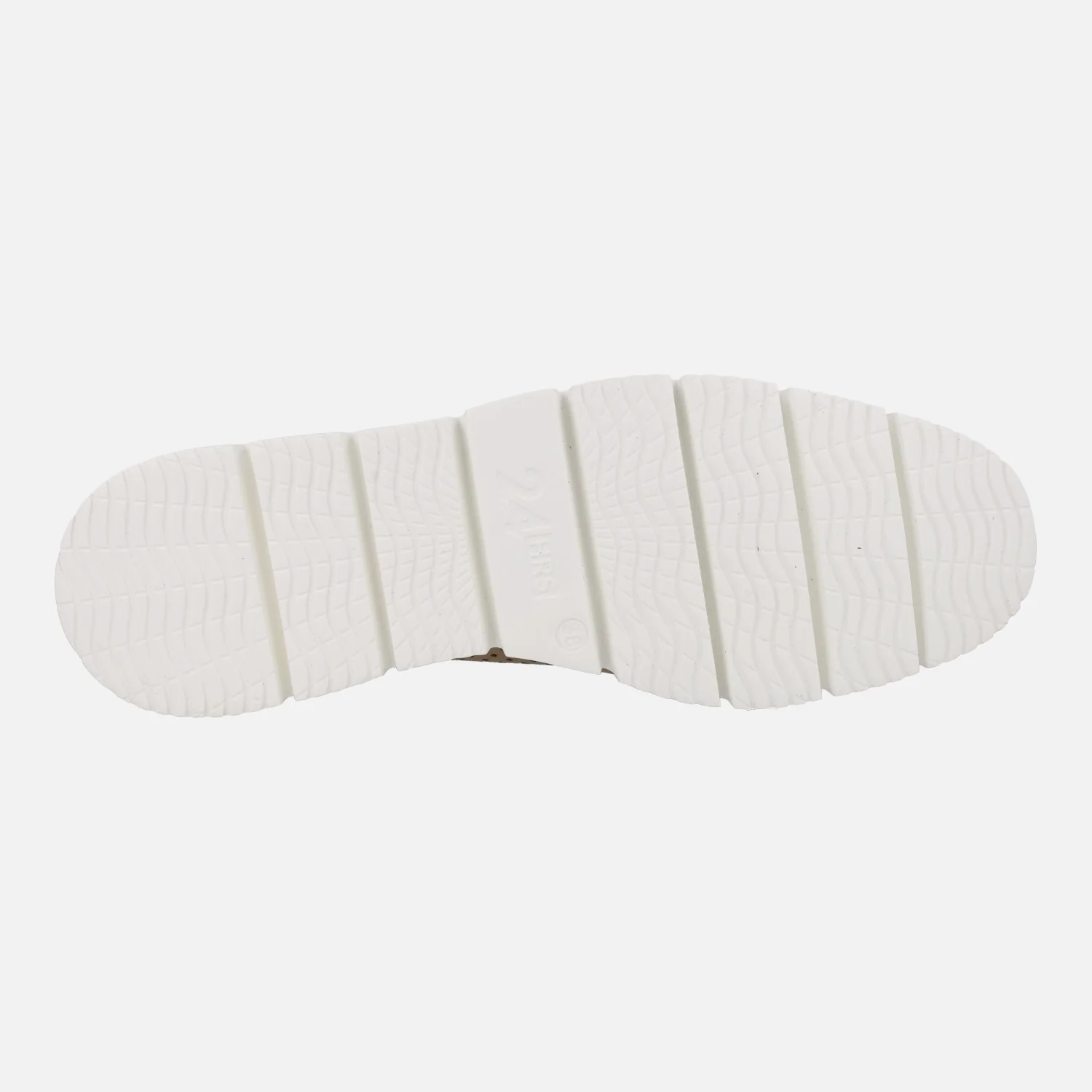 Mocasines de piel combinados con picados y adorno metálico - Image 6
