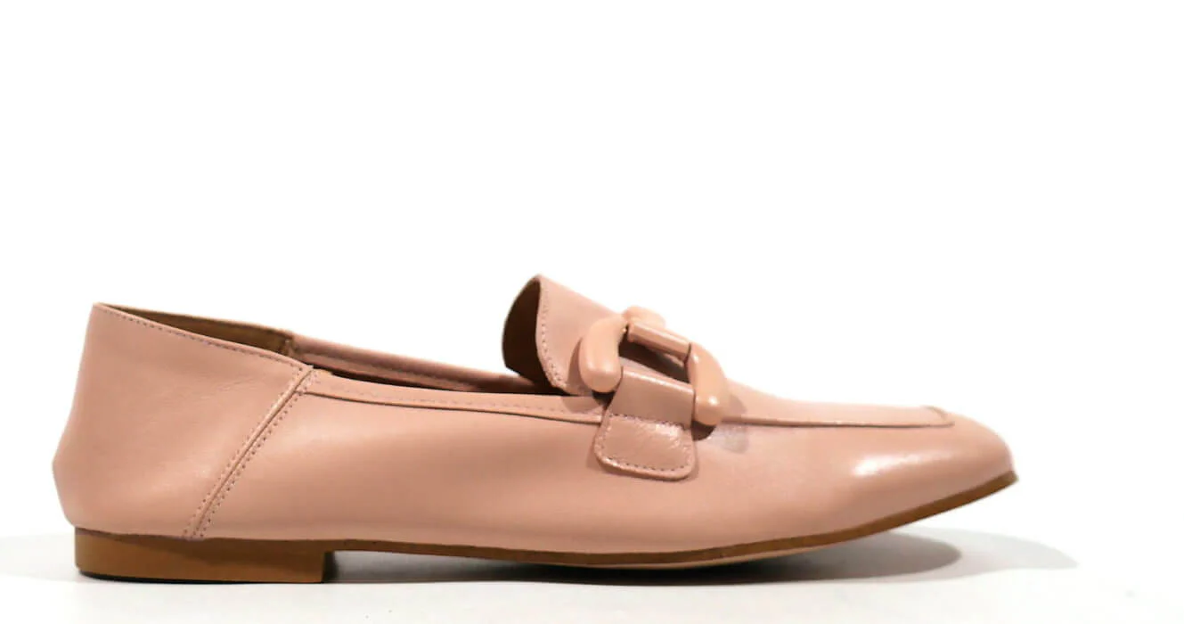 Mocasines de piel con adorno de pasta al tono para mujer - Image 8