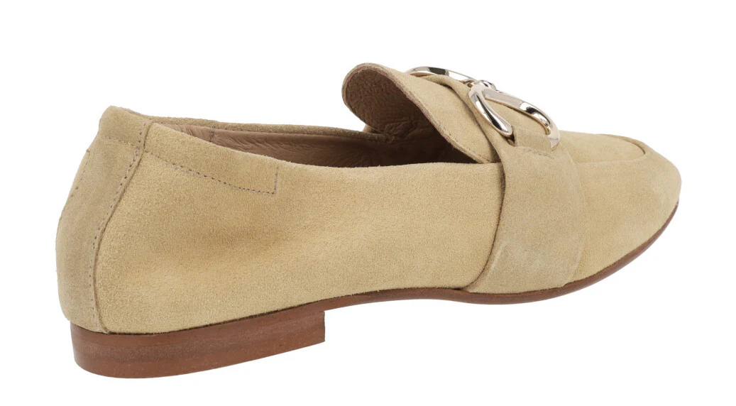 Mocasines de serraje para mujer con adorno metálico - Image 9