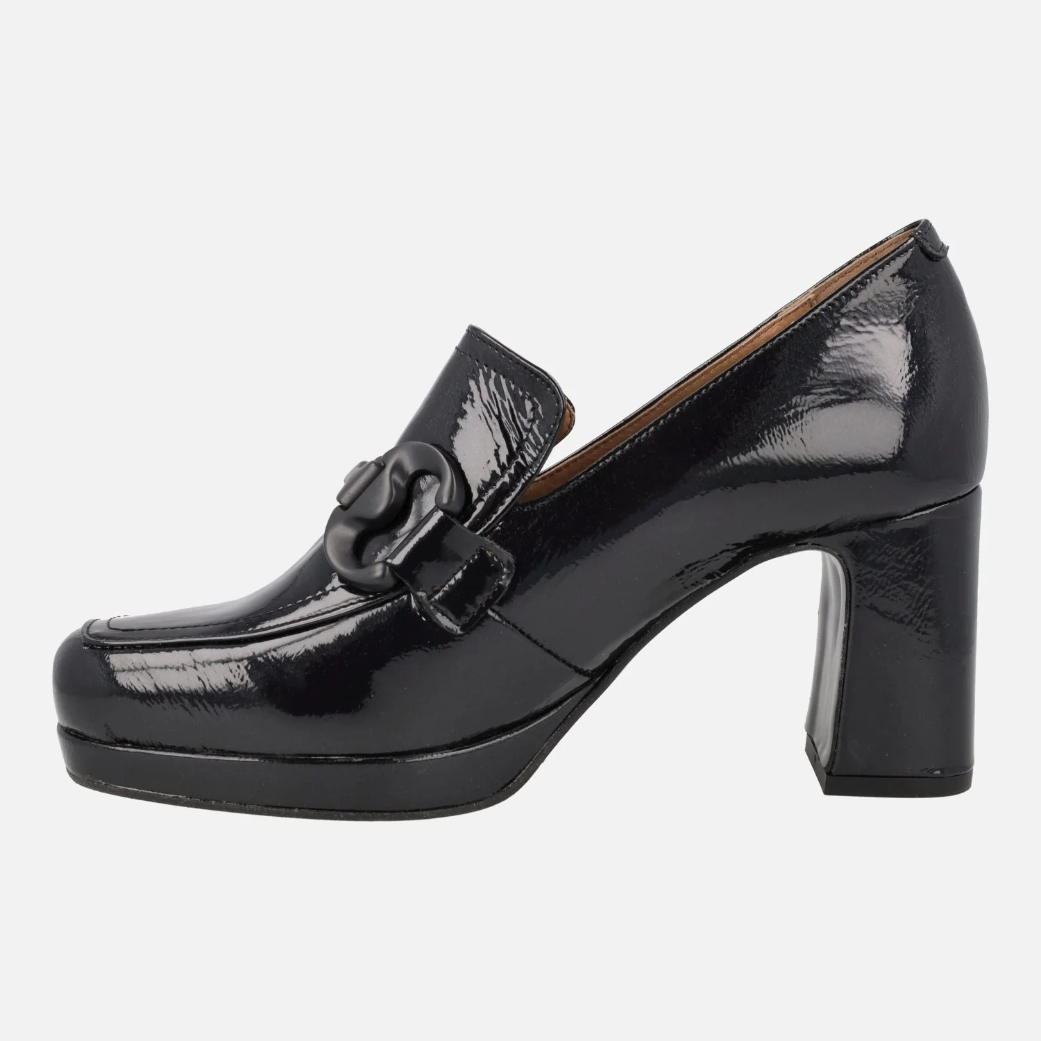 Mocasines en charol con adorno negro y plataforma - Image 8