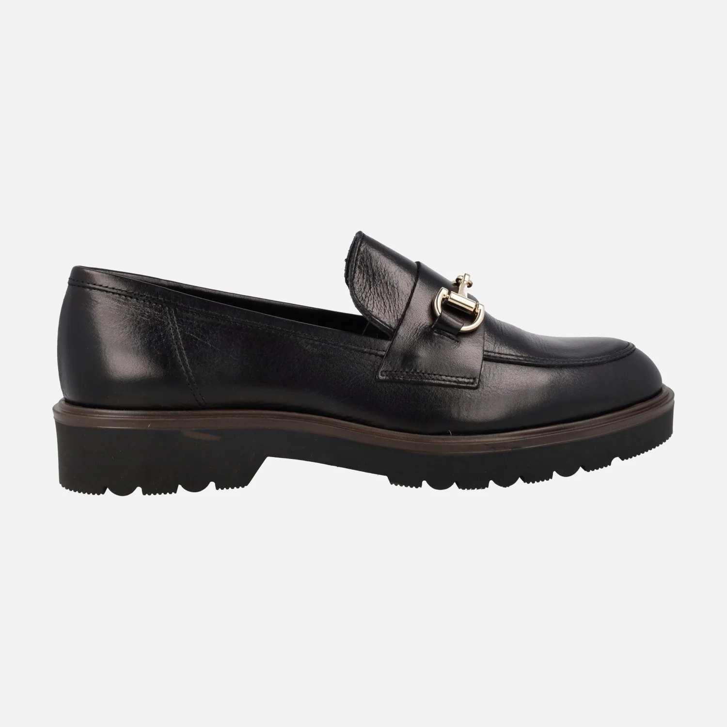 Mocasines en piel con adorno metálico