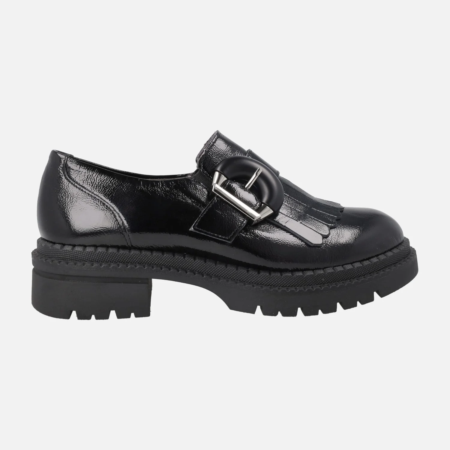 Mocasines negros de charol con adorno de hebilla y piso track