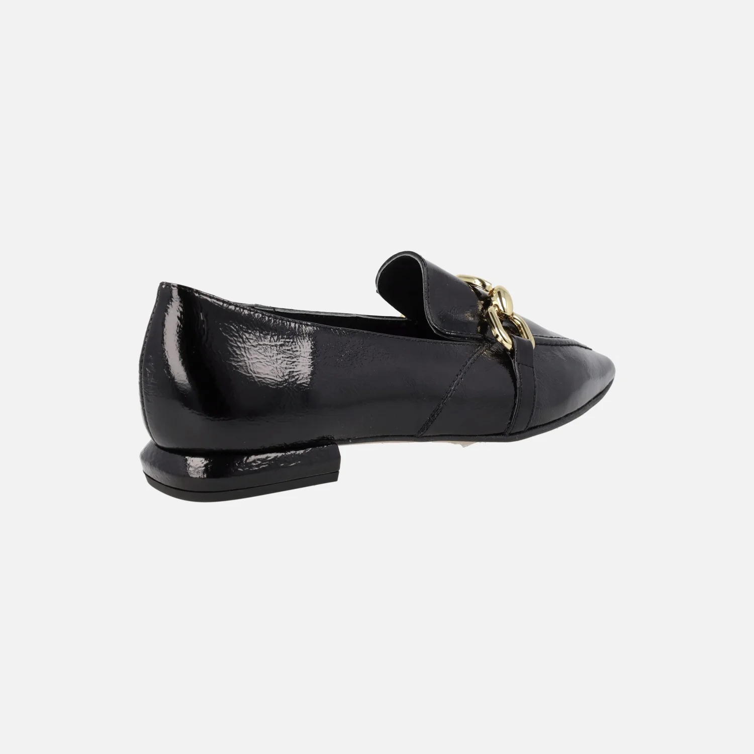 Mocasines negros de charol Monastir con adorno metálico dorado - Image 3