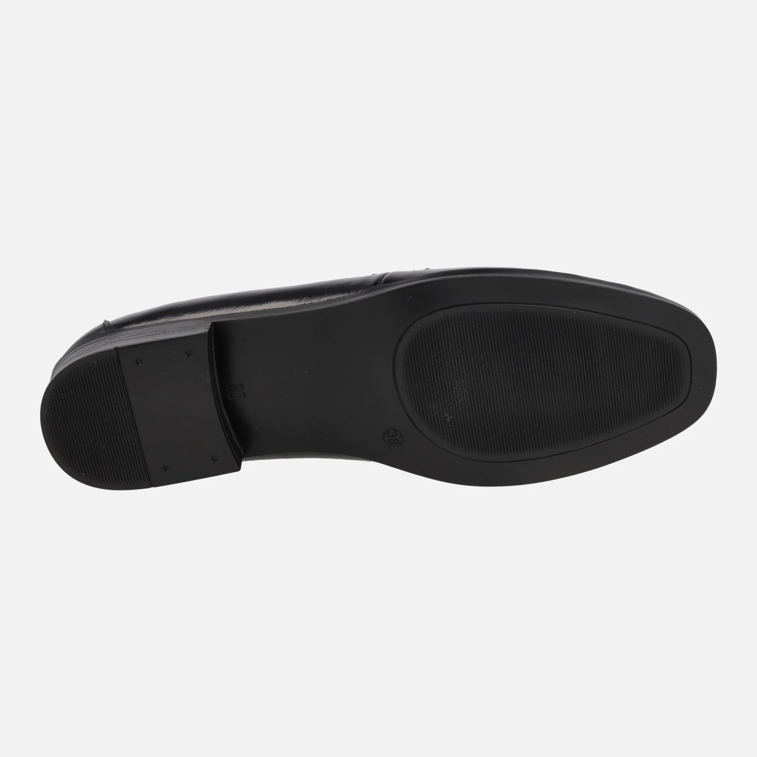 Mocasines negros de charol para mujer con adorno de cadena - Image 5