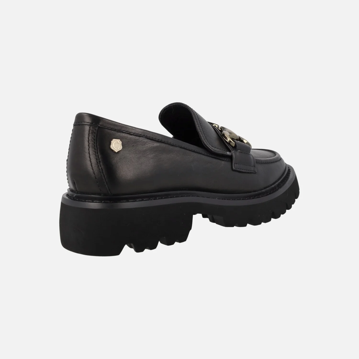 Mocasines negros de piel con adorno dorado y piso track Carmela - Image 3