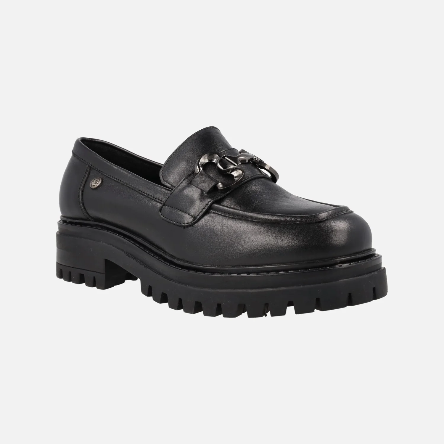 Mocasines negros de piel con adorno metálico y piso track - Image 2
