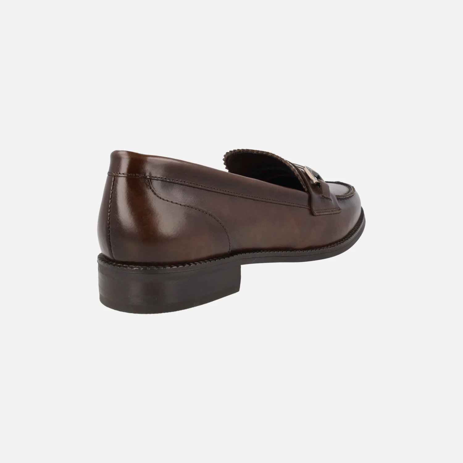 Mocasines para mujer con adorno metálico - Image 10