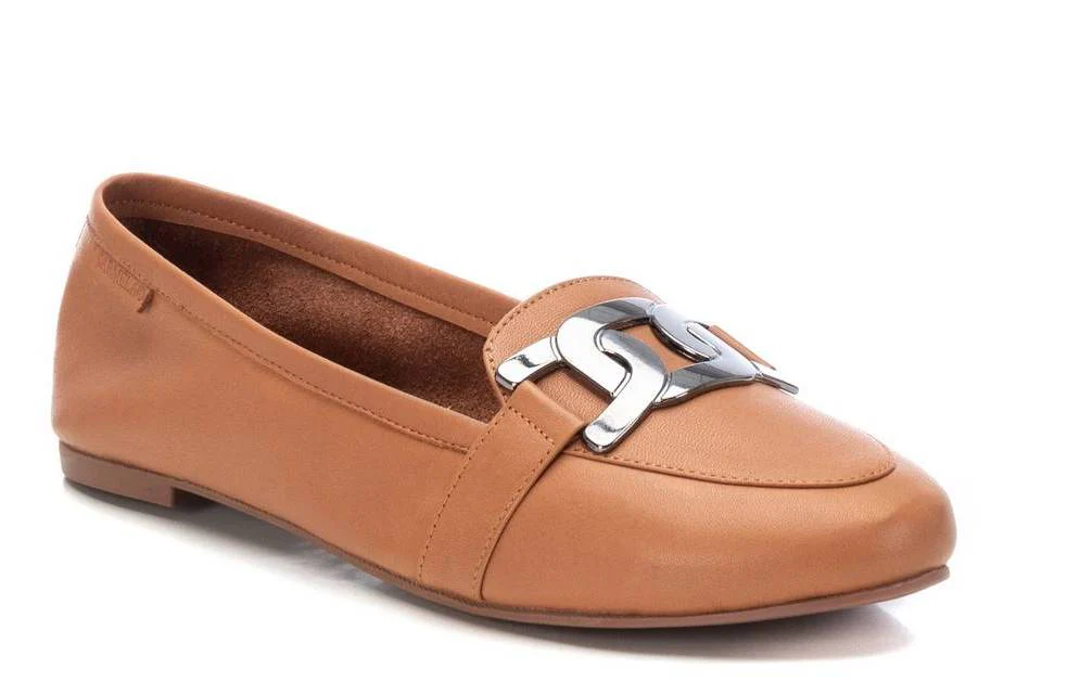 Mocasines planos de piel con adorno para mujer - Image 3
