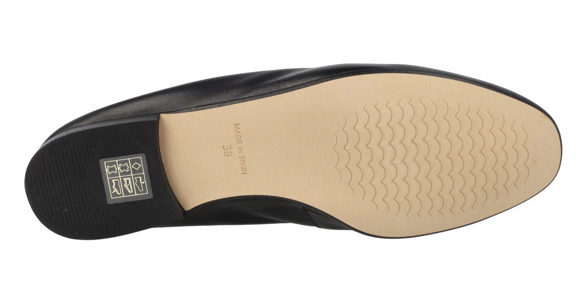 Mocasines planos de piel con antifaz para mujer - Image 10