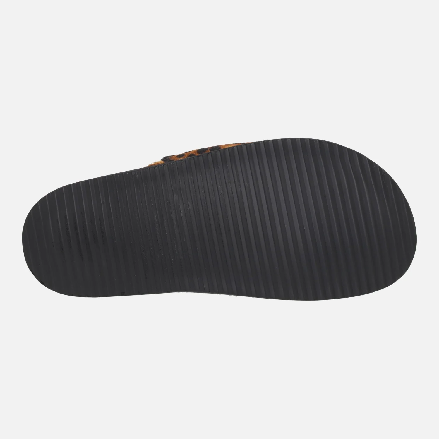 Sandalias de piel con hebillas y tachas doradas - Image 6