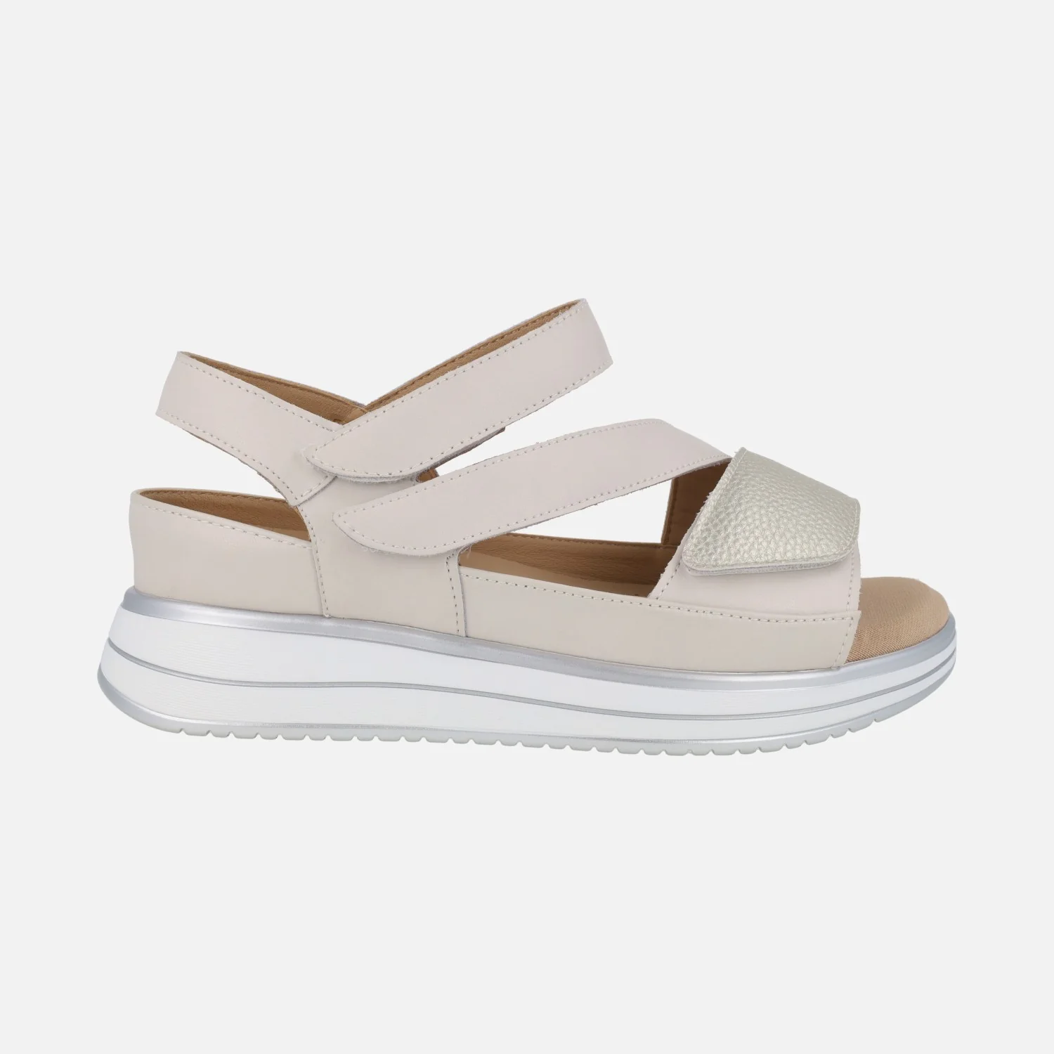 Sandalias beige con cierre de velcros Ancho especial