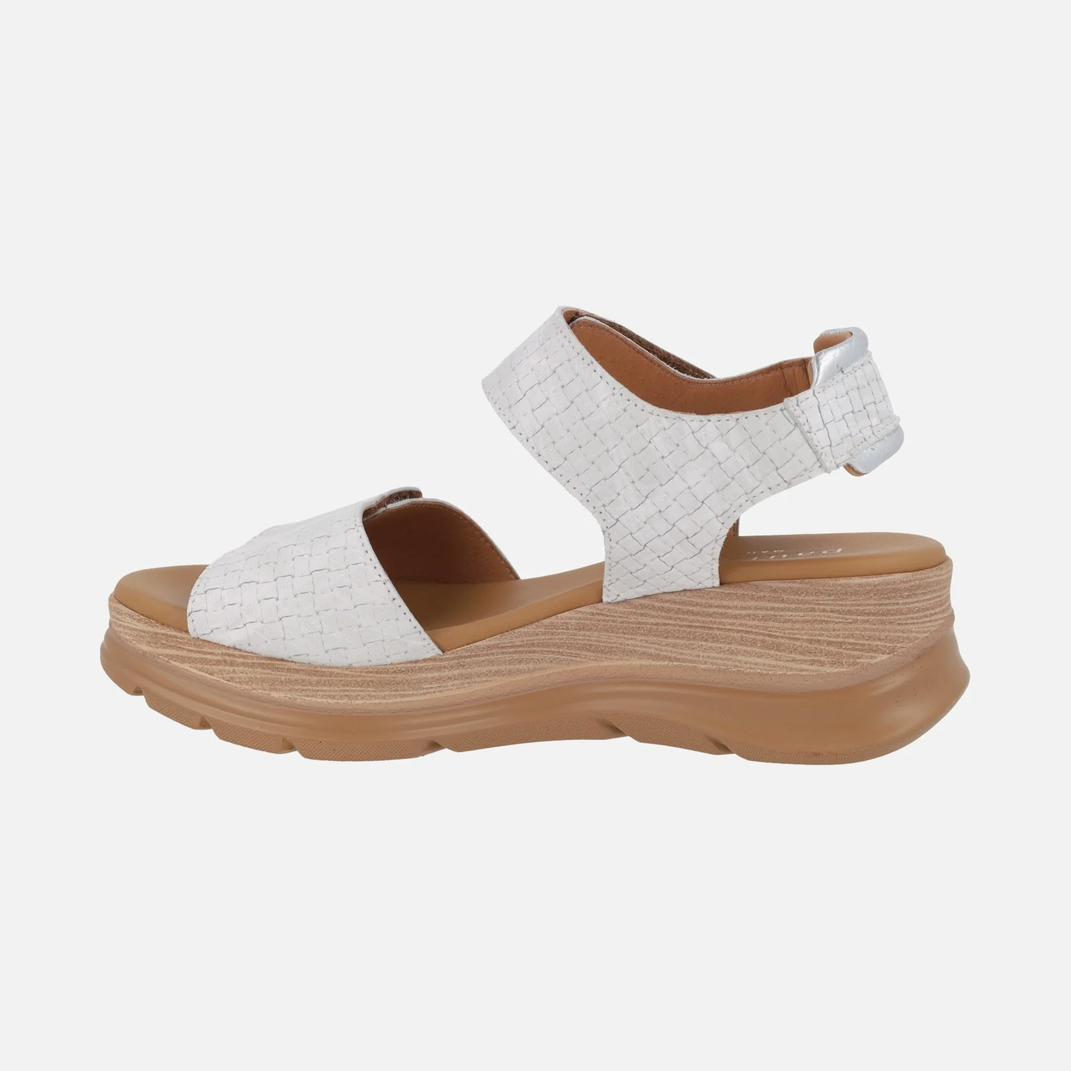 Sandalias blancas de piel efecto trenzado con cierre de velcro - Image 3