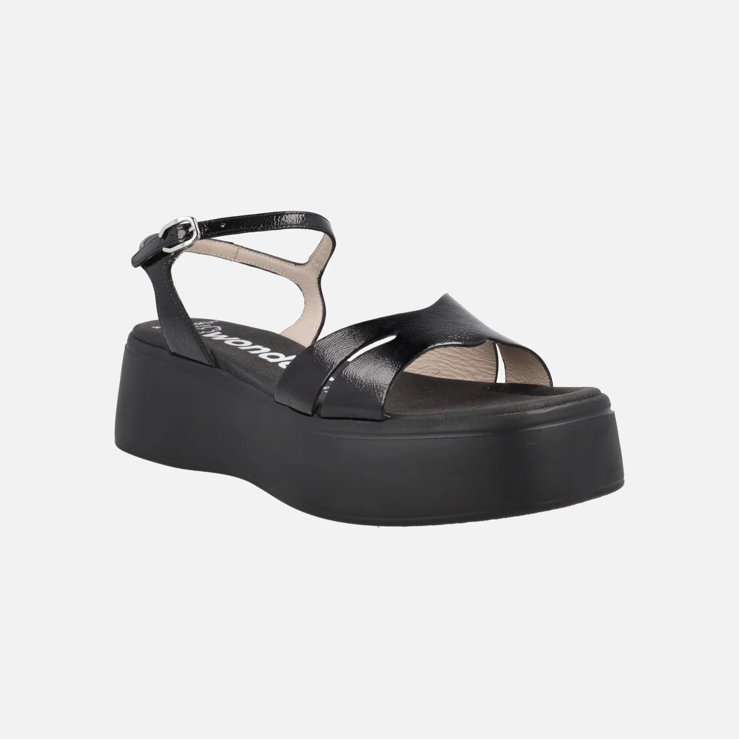 Sandalias Celina en charol negro con plataforma - Image 3
