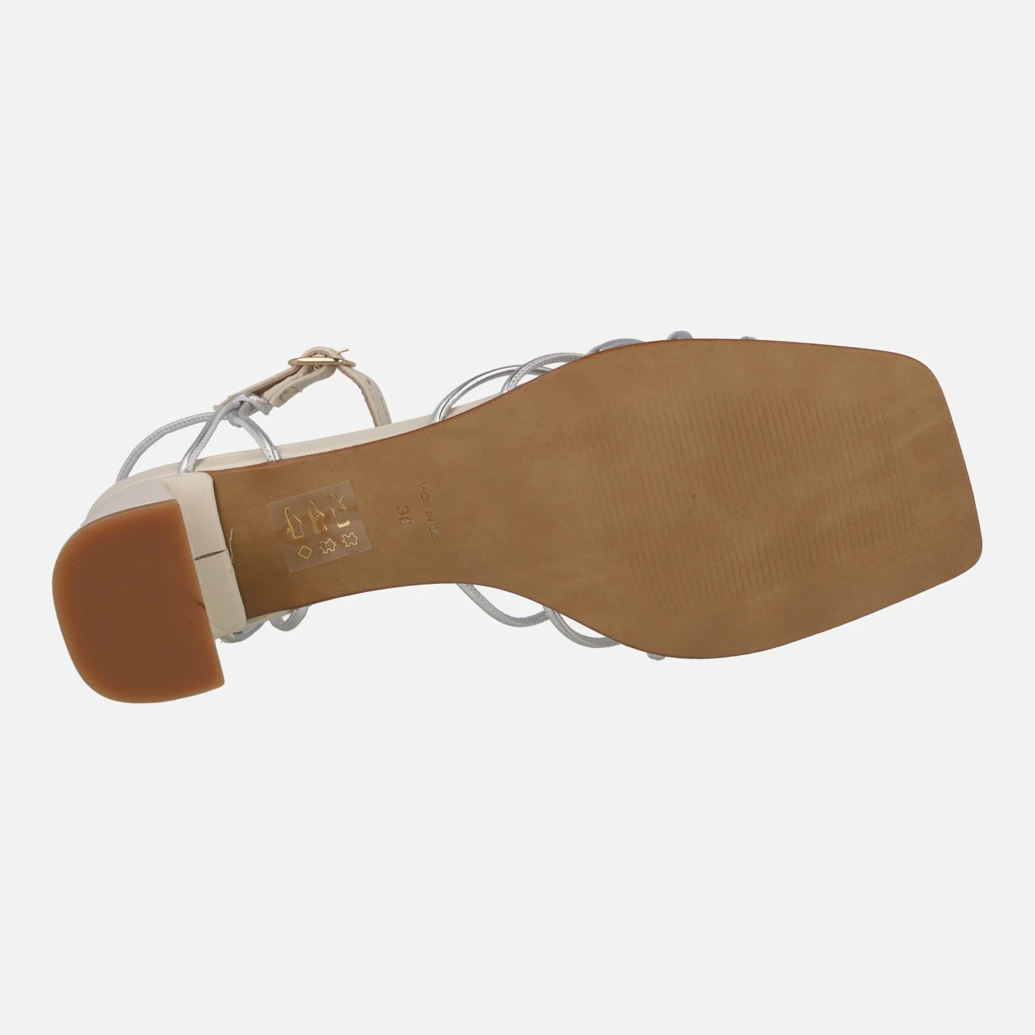 Sandalias Aretha con tiras metalizadas de Vexed - Image 10