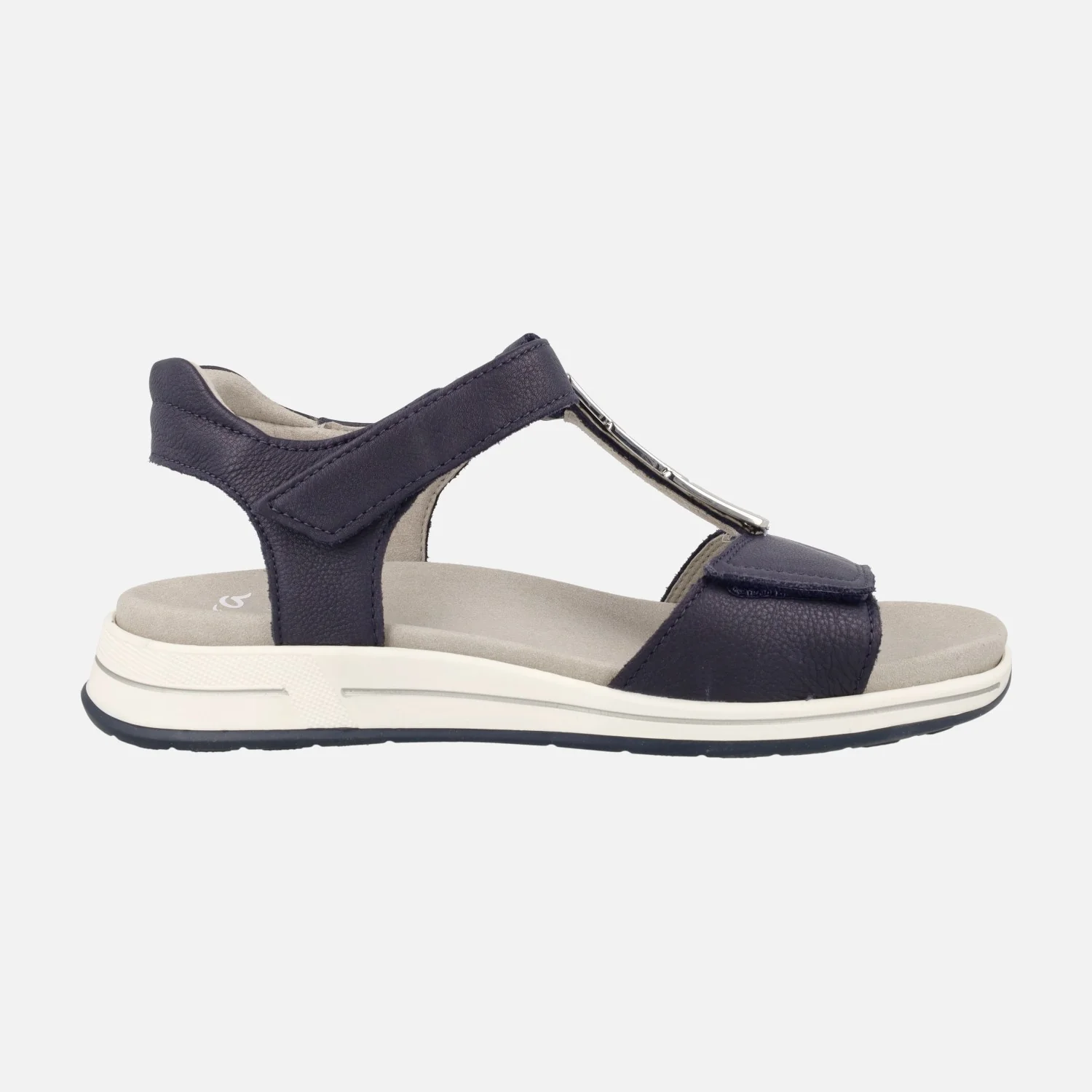 Sandalias confort en piel con cierre de velcros y adorno metálico - Image 7