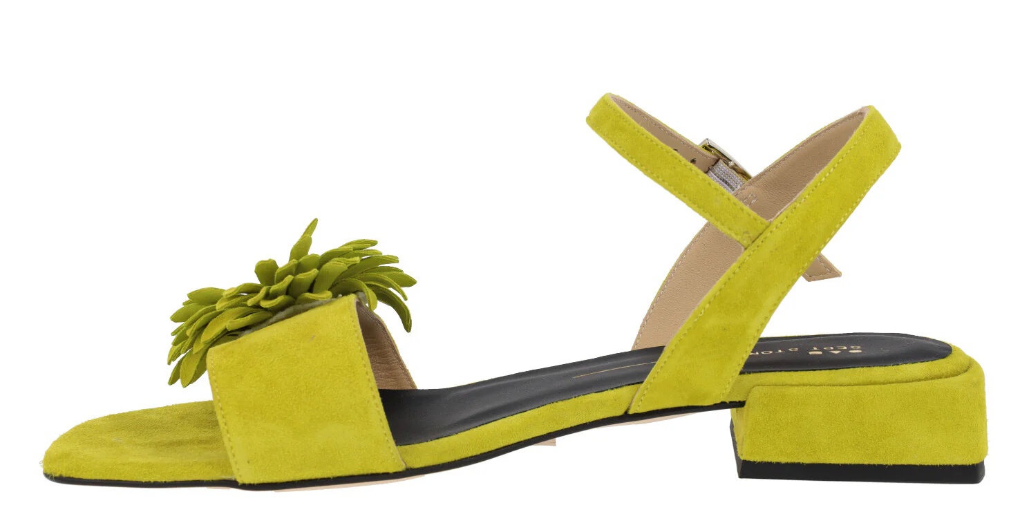 Sandalias de ante con adorno de flor para mujer - Image 3