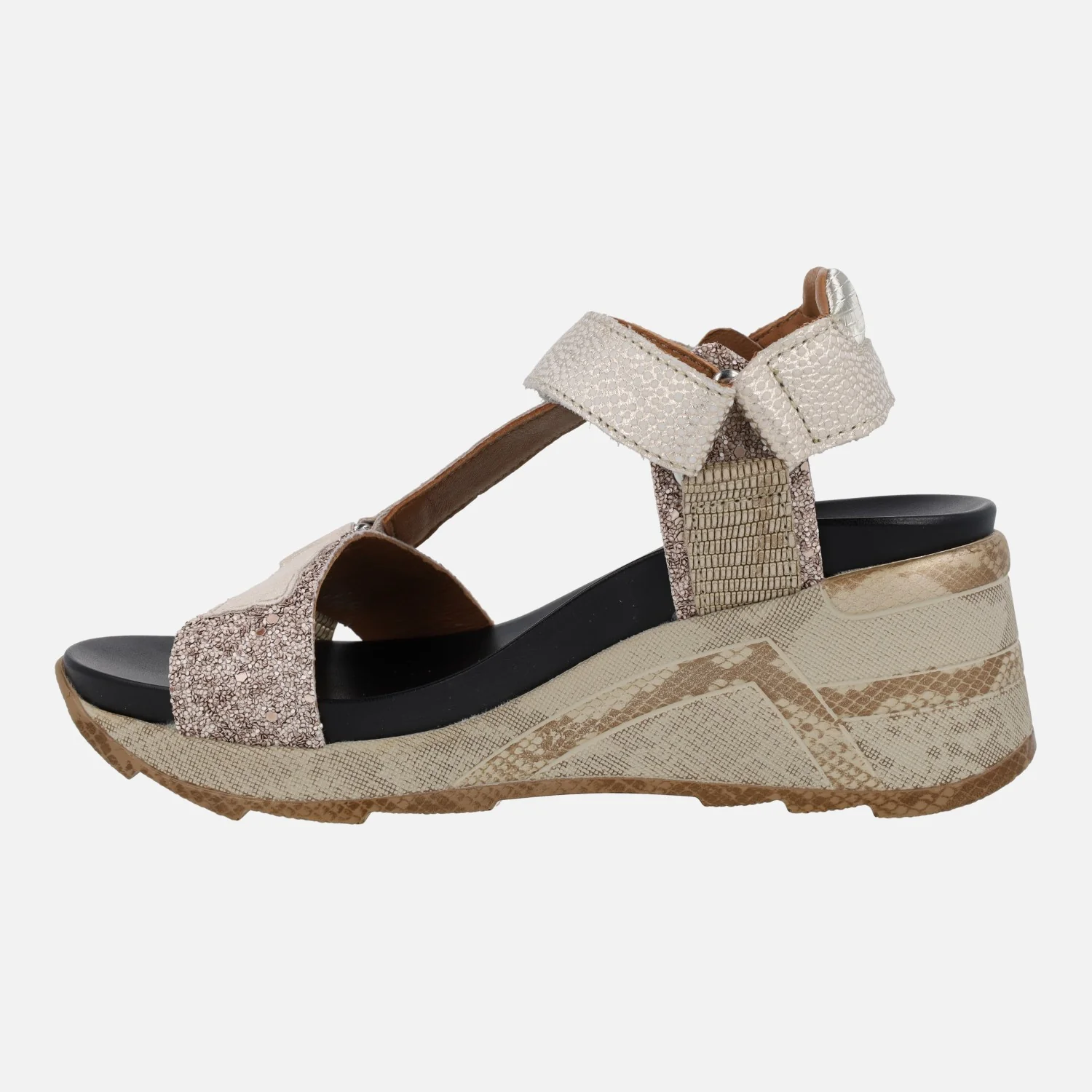 Sandalias de cuña en combinado platino con cierre de velcros - Image 3