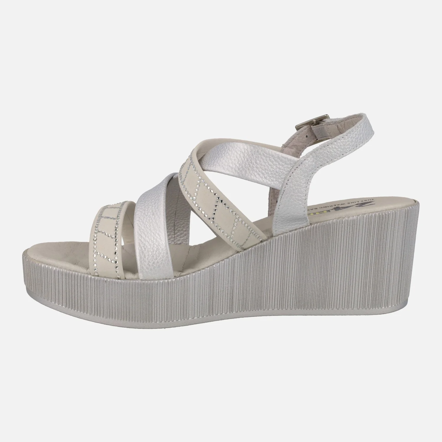 Sandalias de cuña y plataforma con tiras metalizadas - Image 3