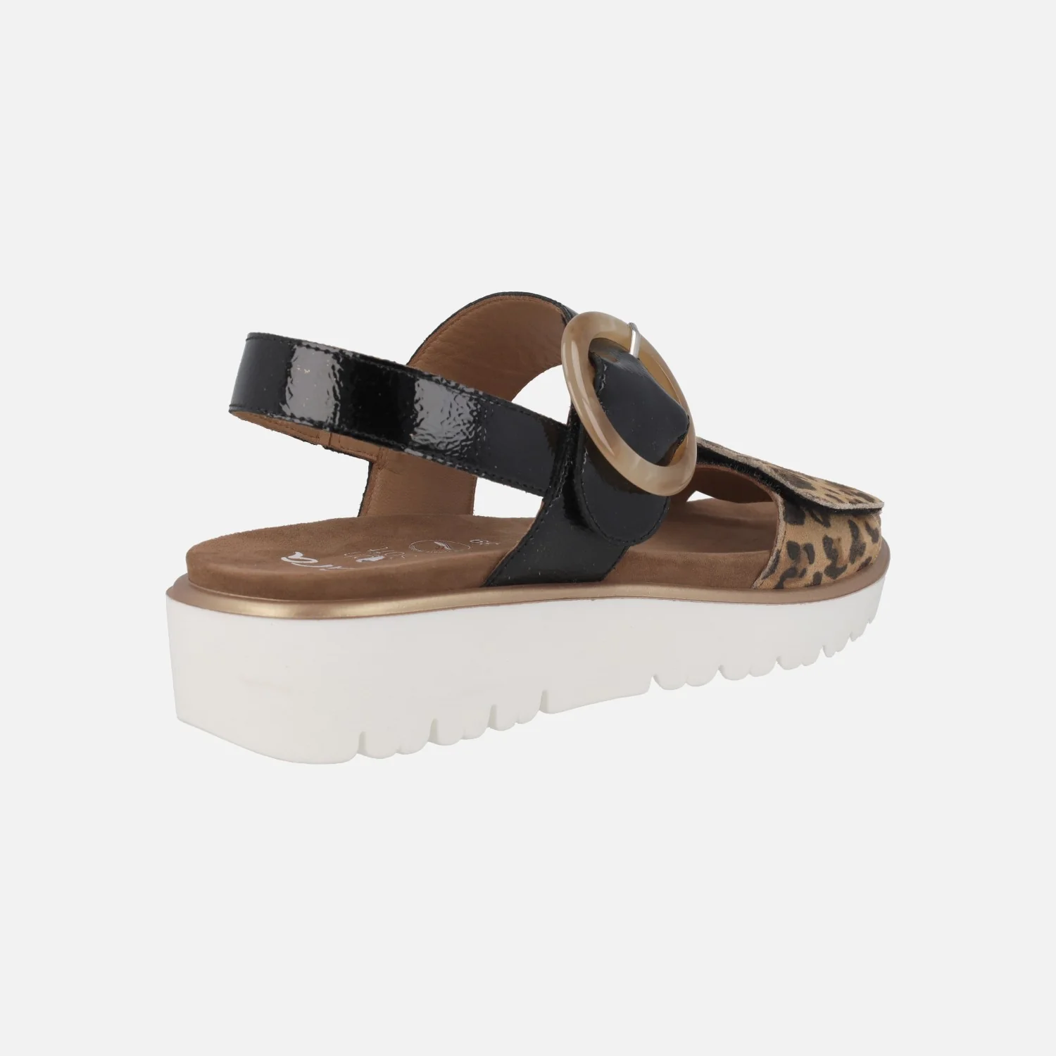 Sandalias de piel con cierre de velcro y piso High soft - Image 4