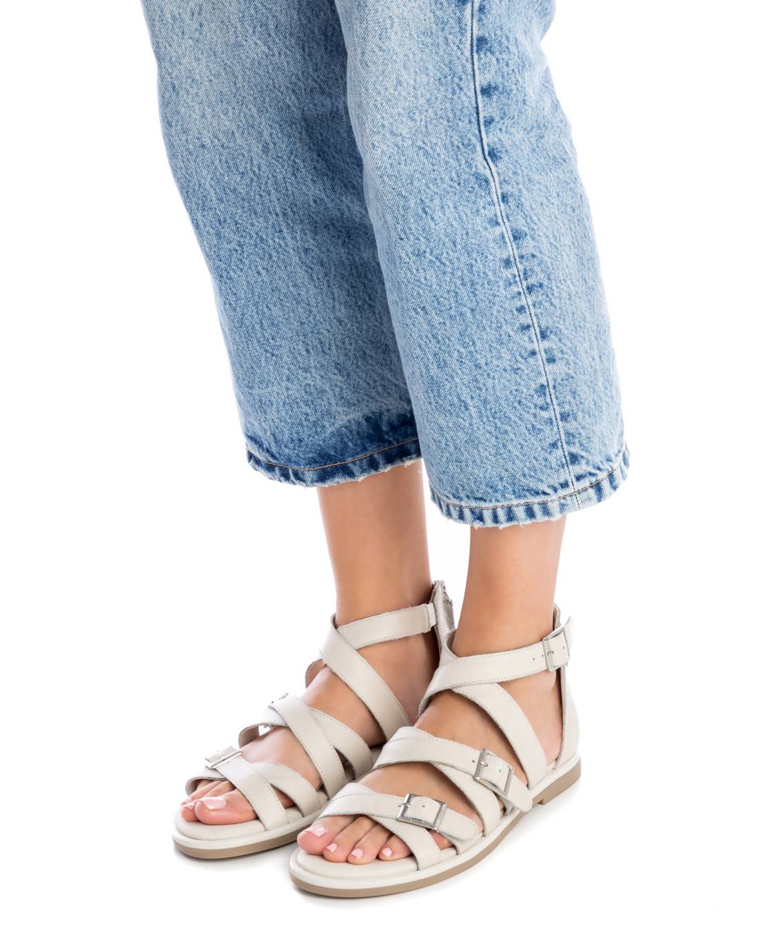 Sandalias de piel estilo romanas con hebillas para mujer - Image 8
