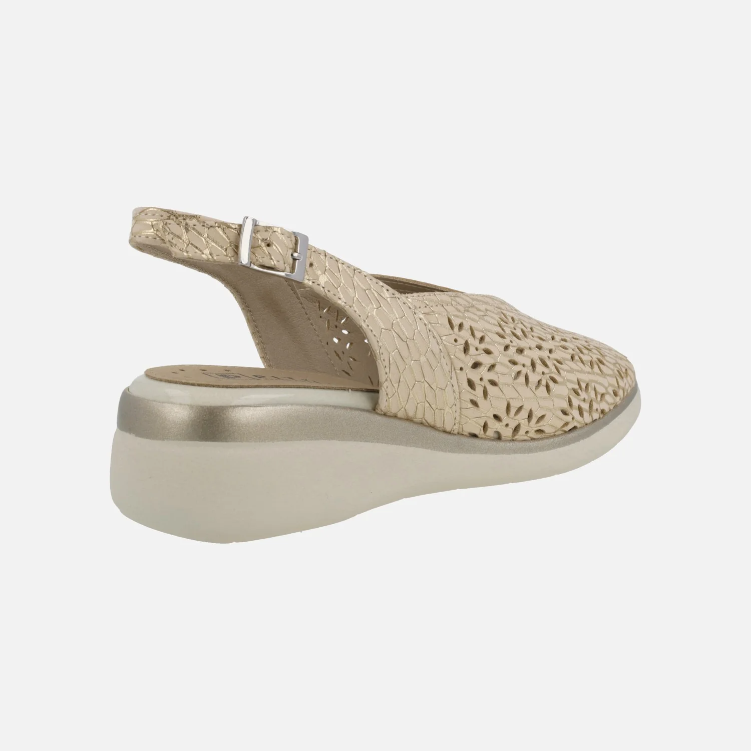 Sandalias de piel grabada beige con destellos oro y troquelados - Image 4