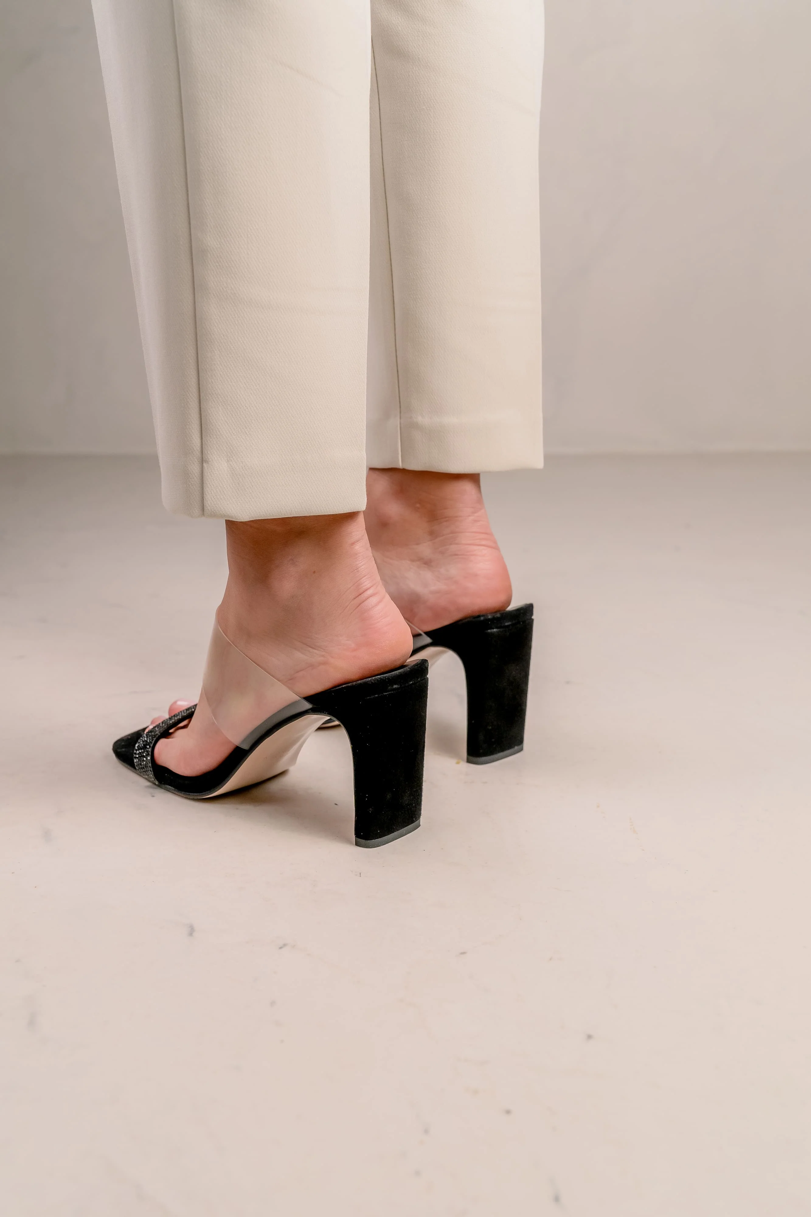 Sandalias de tacón Bet con tira de strass y banda de vinilo - Image 4