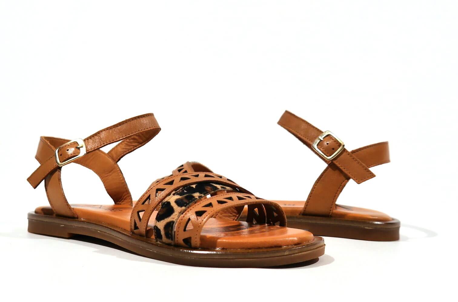 Sandalias de tiras con animal print para mujer - Image 3
