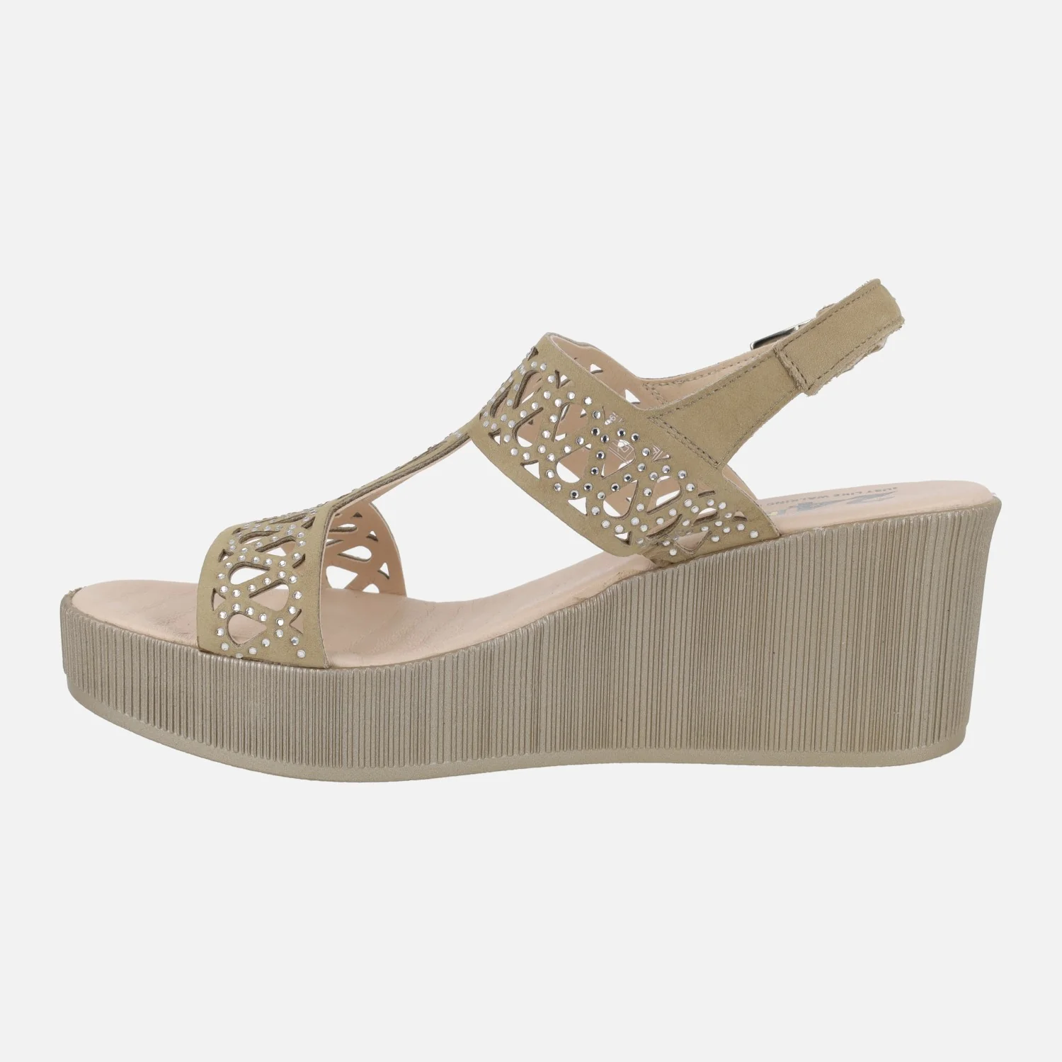 Sandalias en nobuck color arena con troquelados y detalles de strass - Image 3