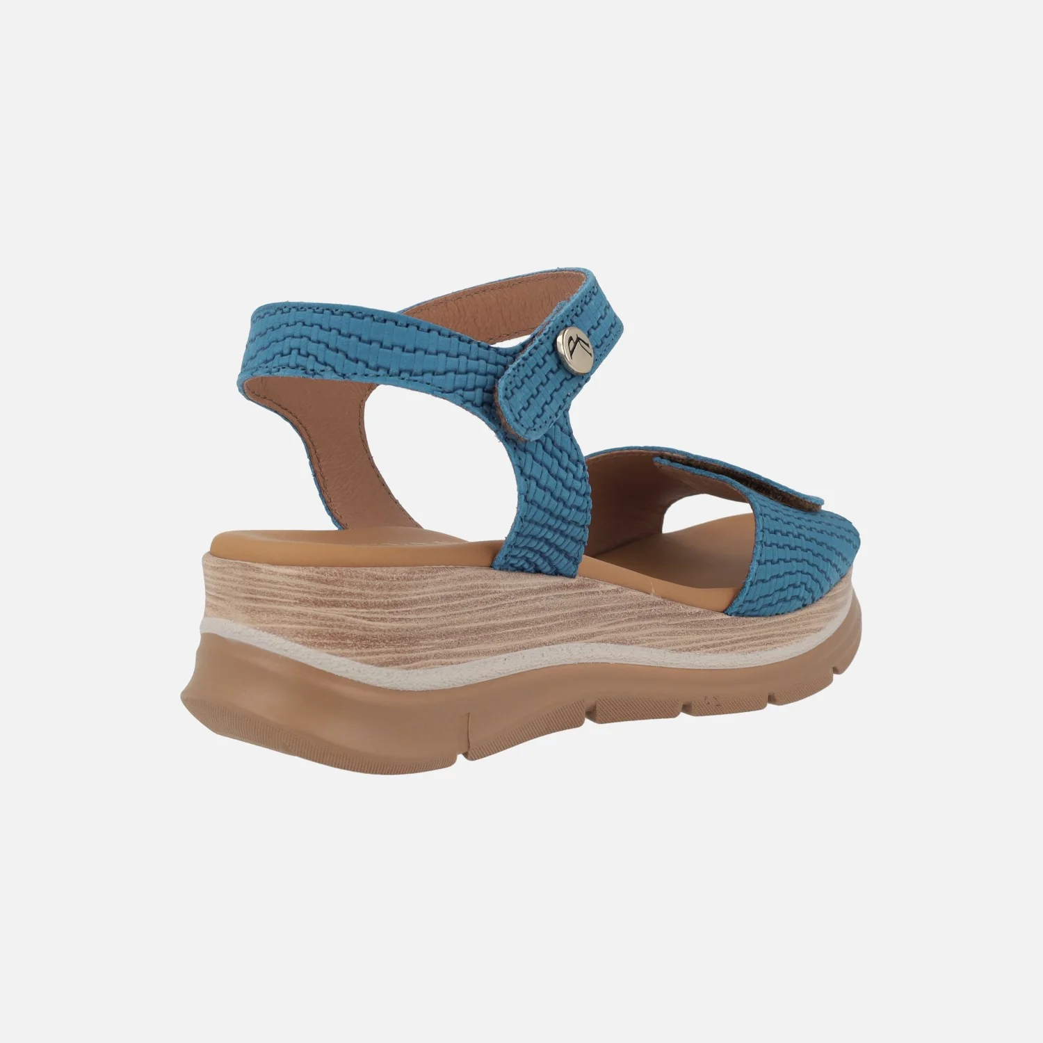 Sandalias en nobuck grabado con cierre de velcros - Image 4