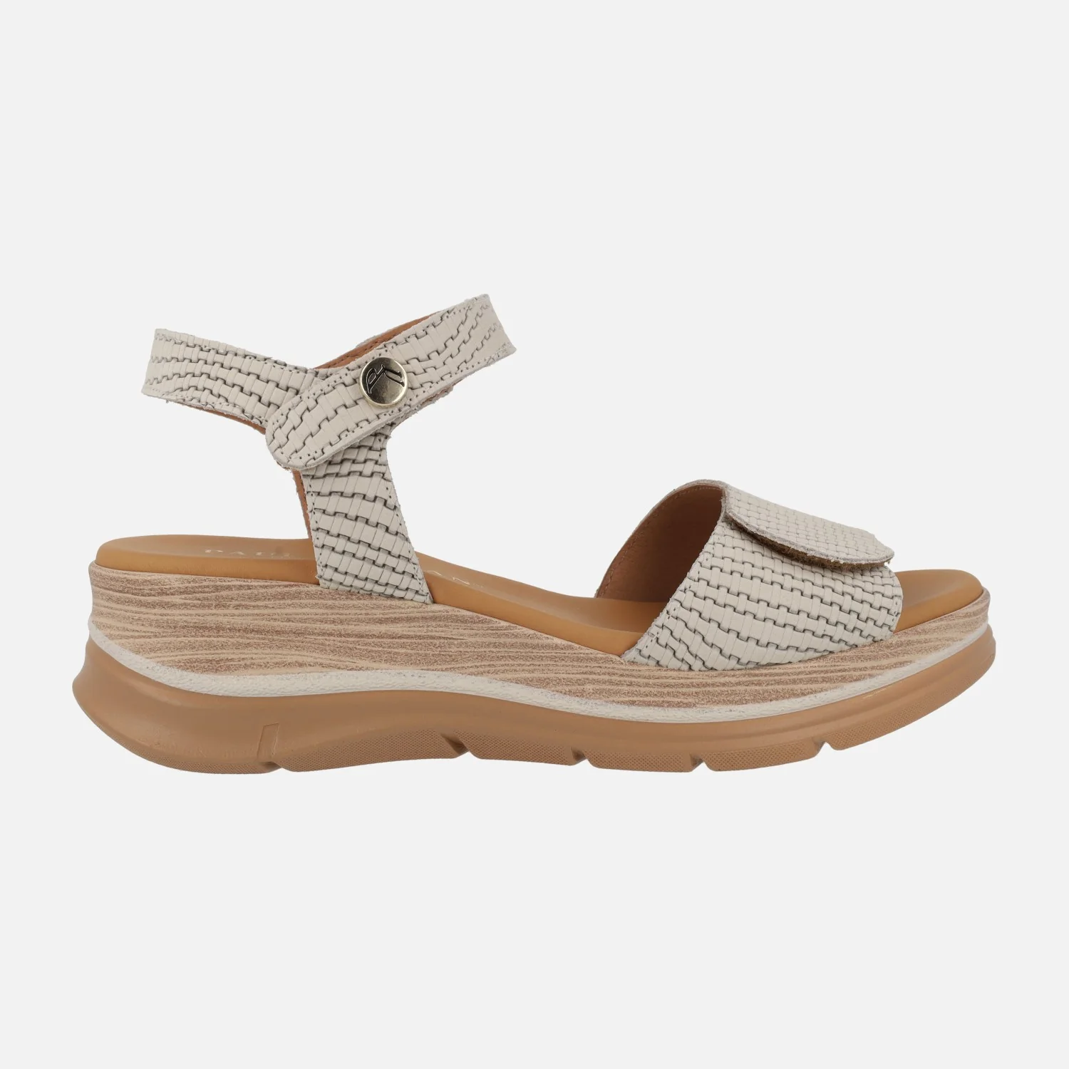 Sandalias en nobuck grabado con cierre de velcros - Image 6