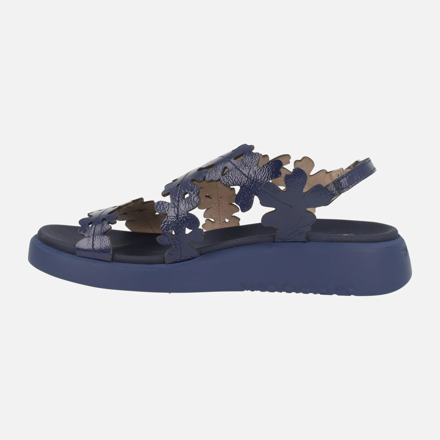 Sandalias en piel charol efecto flores Mar 51 - Image 3