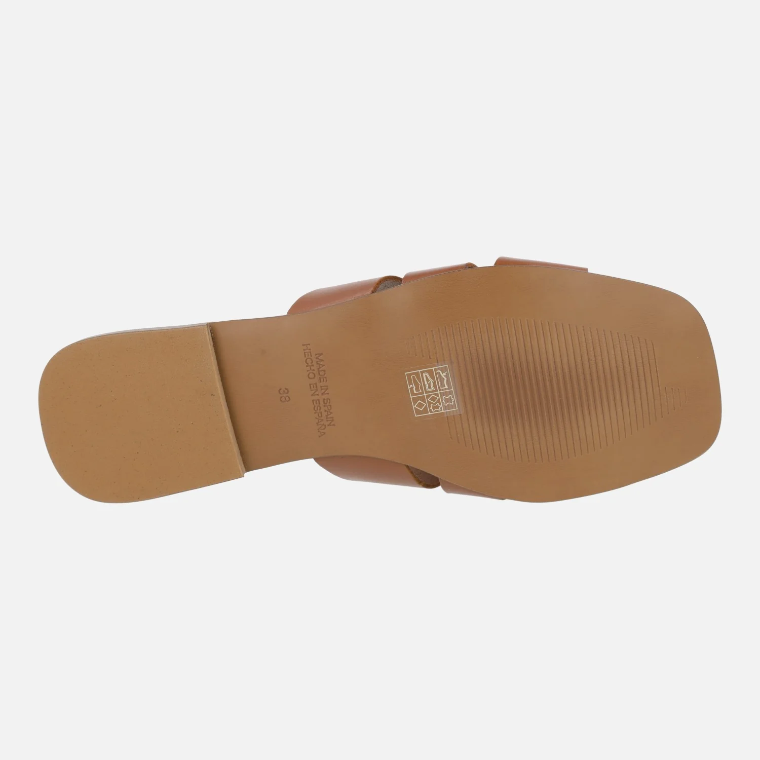 Sandalias planas de piel con adorno dorado - Image 6