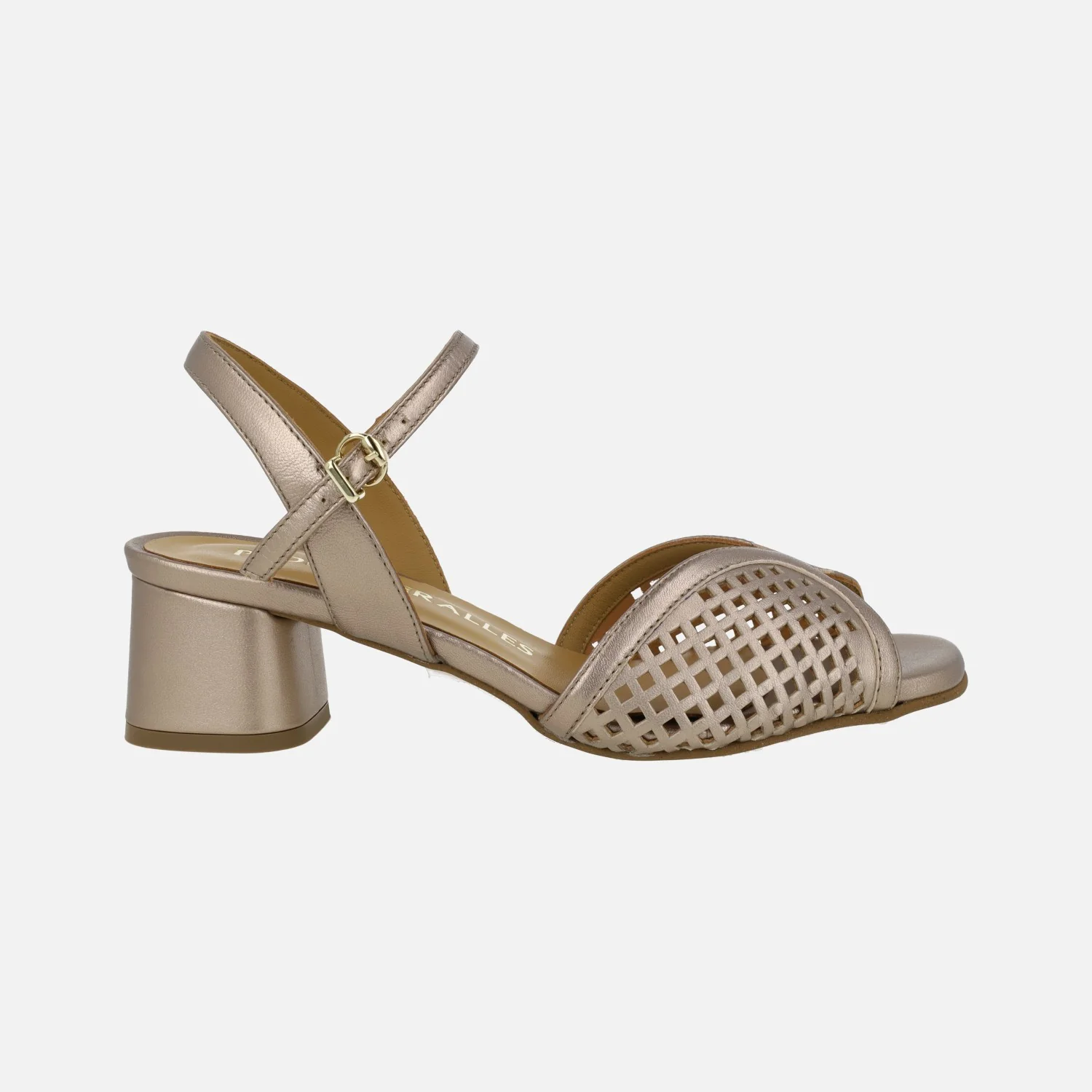 Sandalias metalizadas Itero en piel calada efecto rejilla