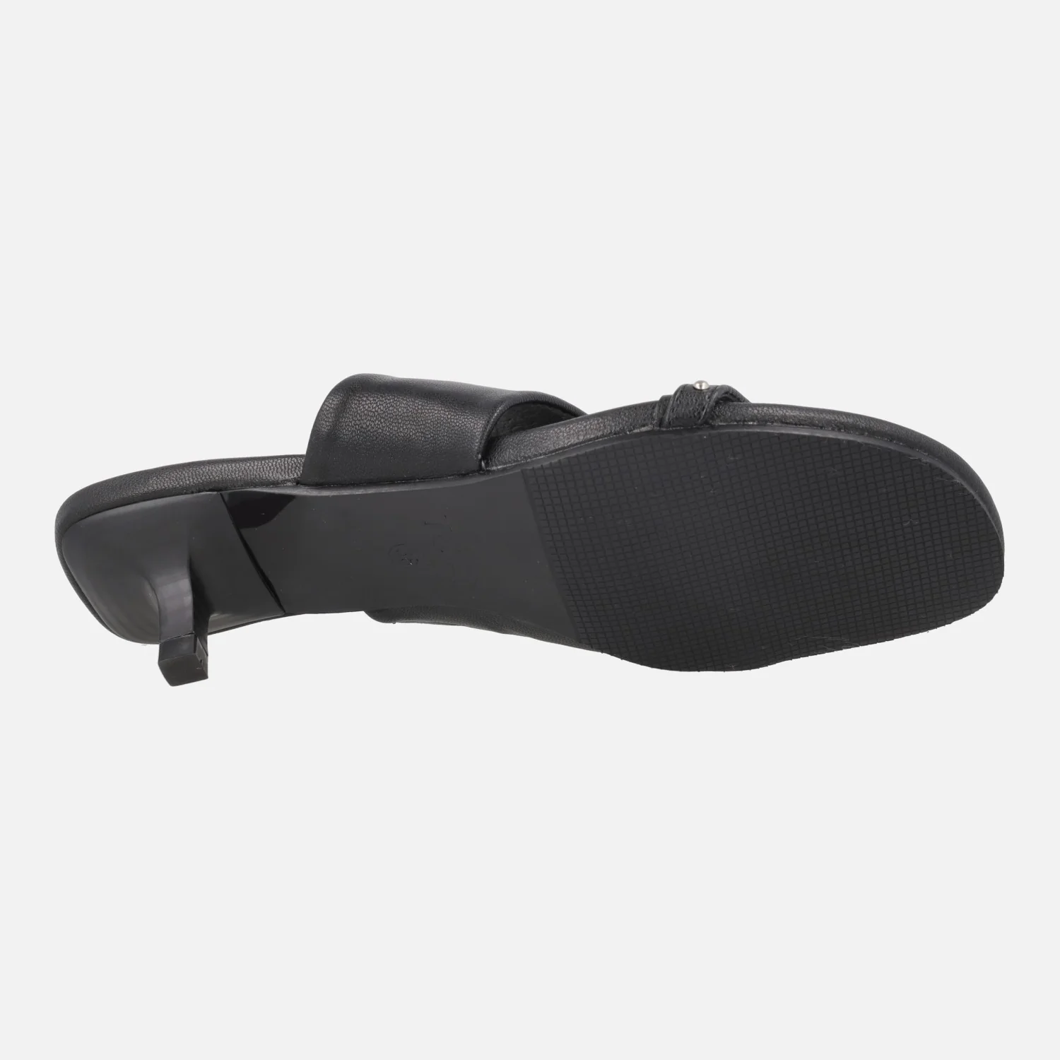 Sandalias negras con tacón bajo y pieza efecto anillo - Image 6