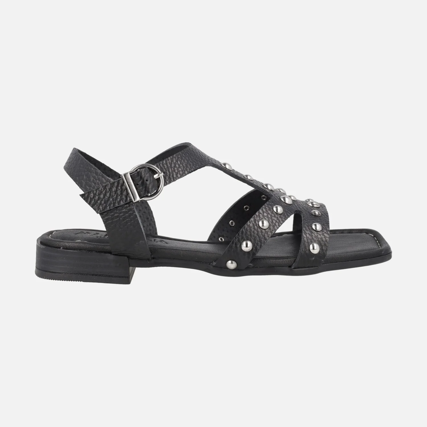 Sandalias negras de piel grabada con tachas metálicas plateadas