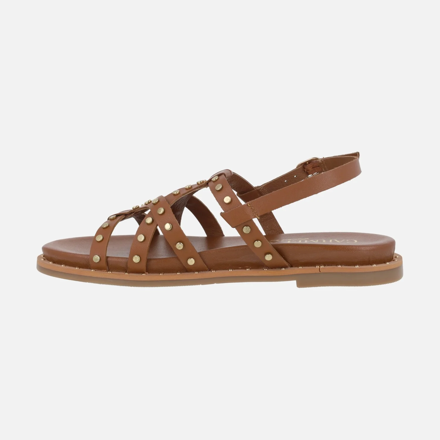 Sandalias planas de piel con tachas doradas - Image 9