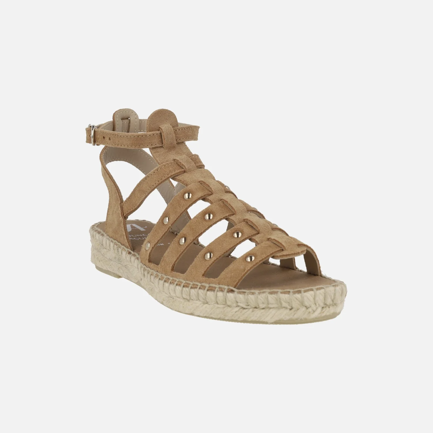 Sandalias romanas de serraje camel con tachas doradas y suela de yute - Image 2